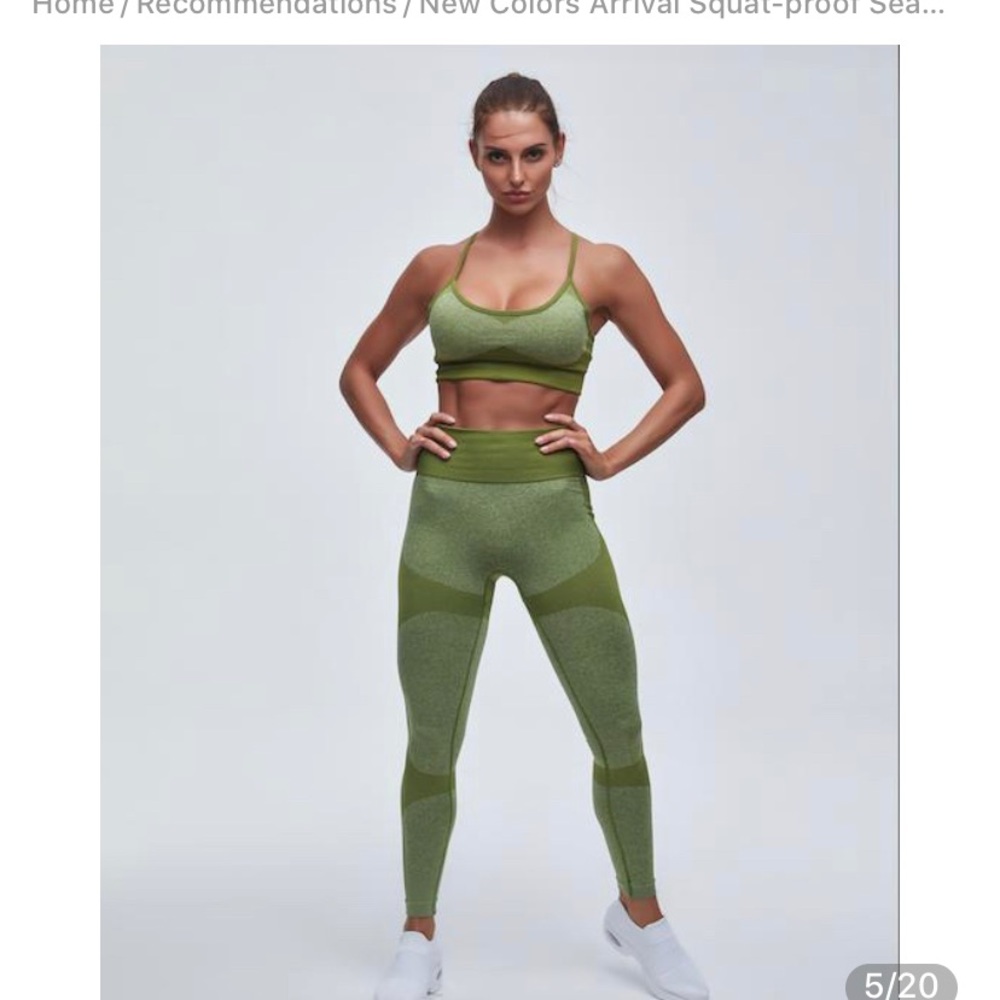 Seamless, squat-proof, green workout legging